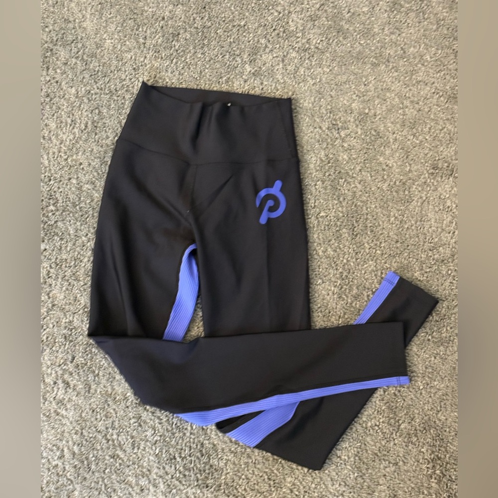 Peloton Show Up Rib Legging Black/Blue- Size Small EUC